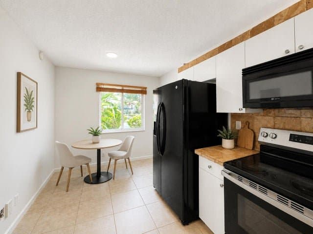 Boca Raton Condo: 340 NW 67TH Street 108