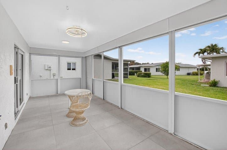 Delray Beach Townhome: 6049 VIA DIANA