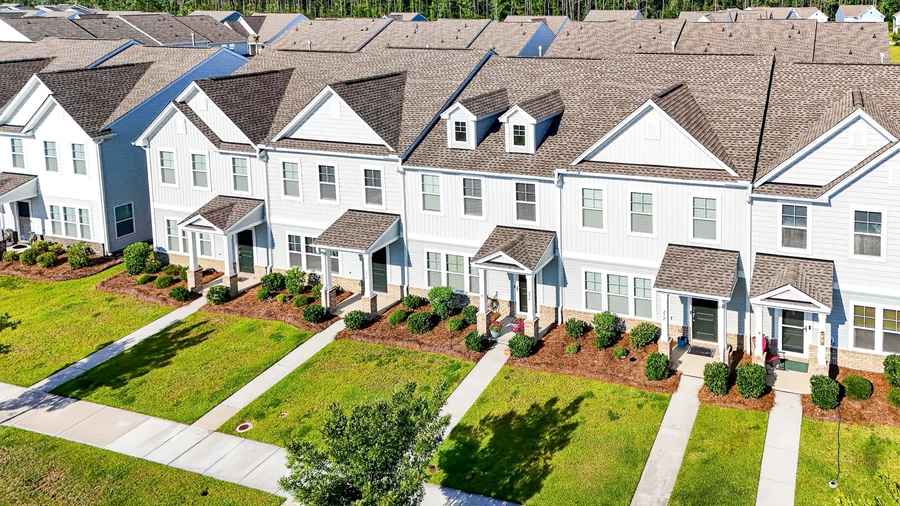 Summerville House: 274 Godwit Dr