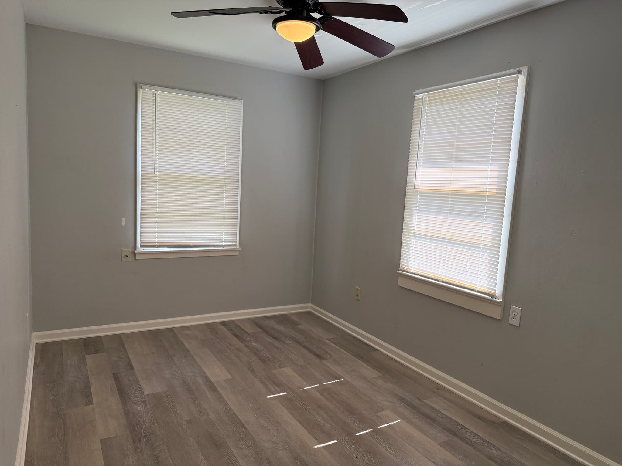 Lafayette House: 126 Sherwood Dr