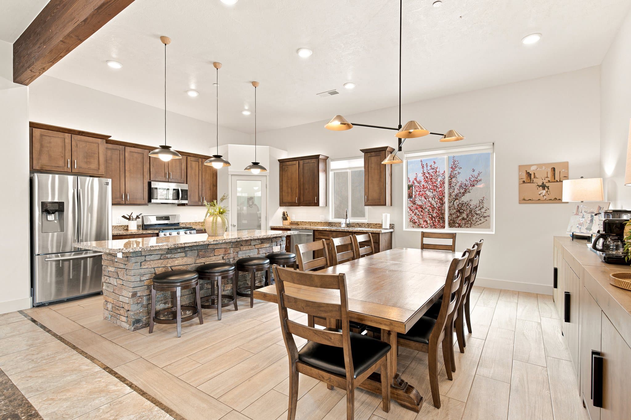 Hurricane House: 3250 S 4900 W