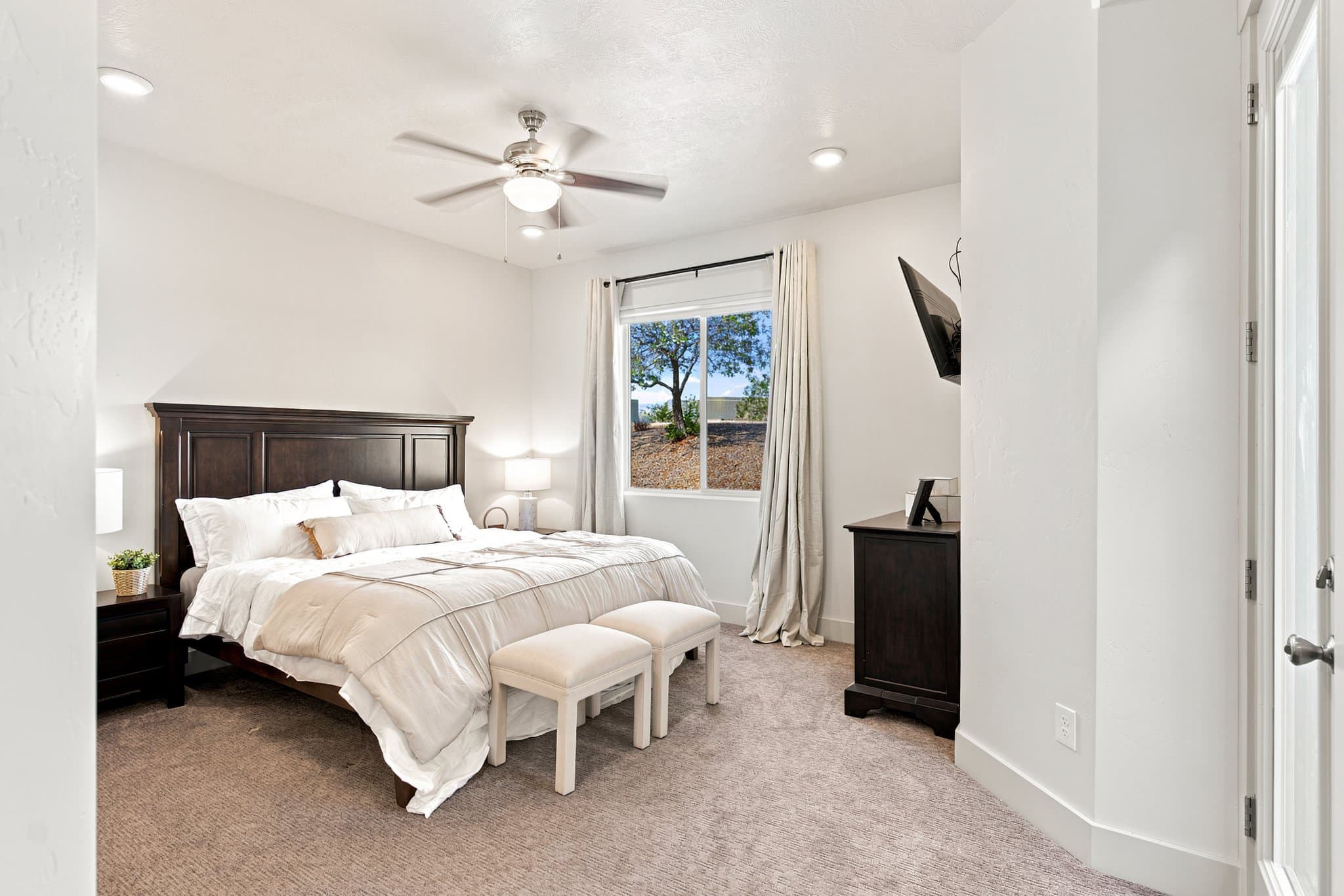 Hurricane House: 3250 S 4900 W