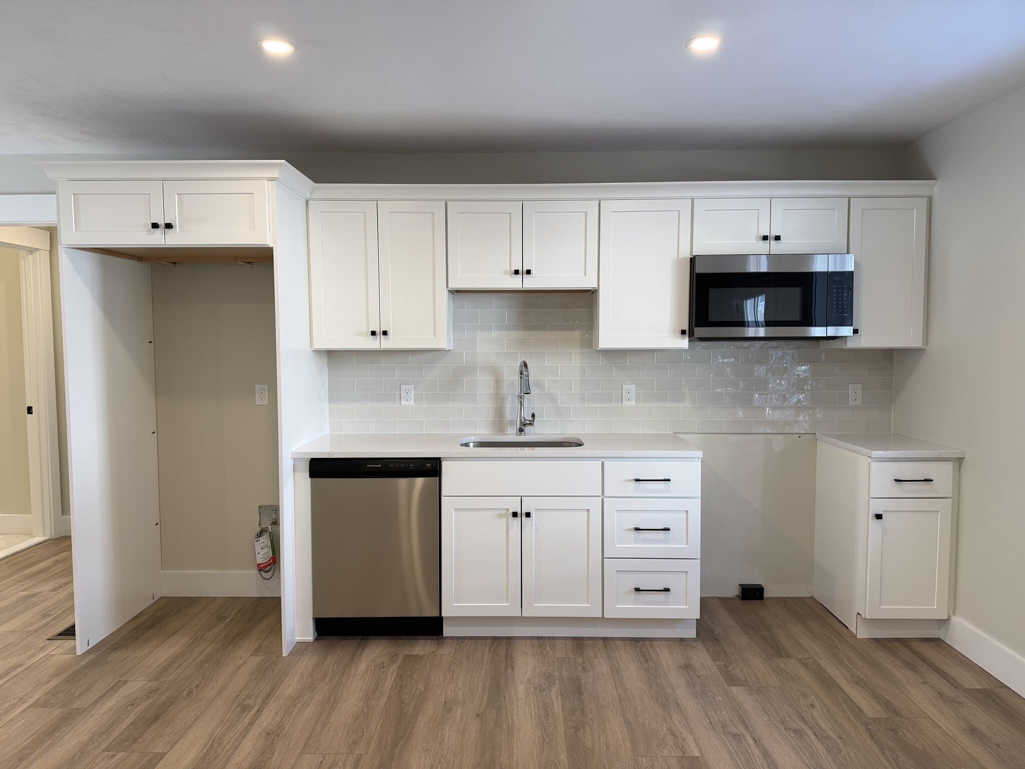 Middleboro Townhome: 480 Wareham st