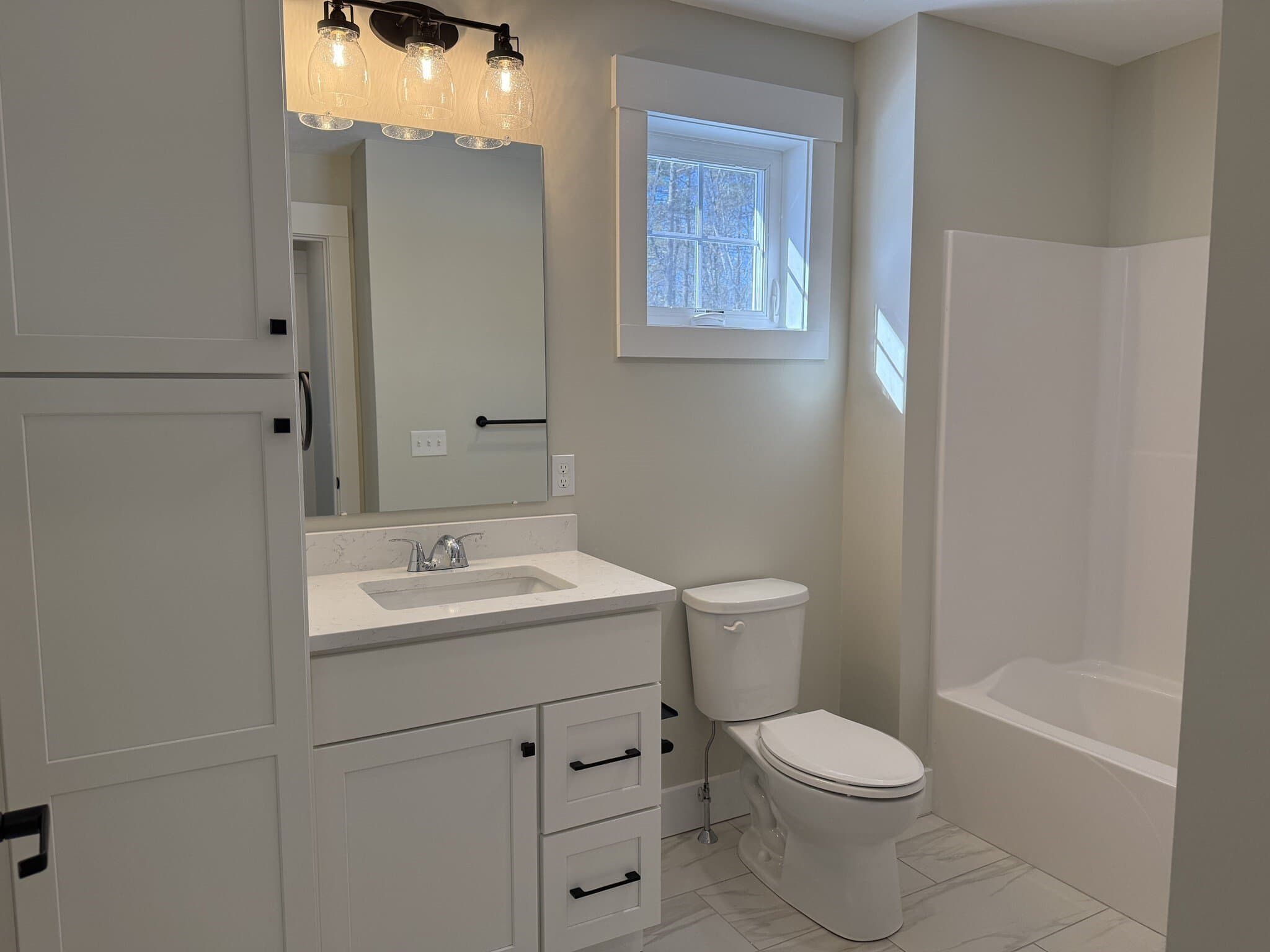 Middleboro Townhome: 480 Wareham st