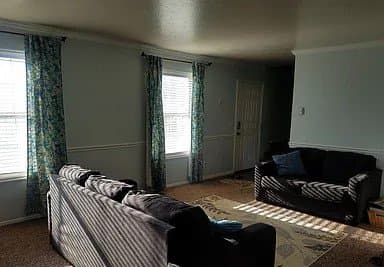 Vernal House: 814 South 2050 West