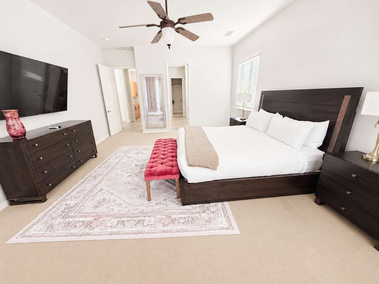 La Quinta House: 44260 Vía Coronado
