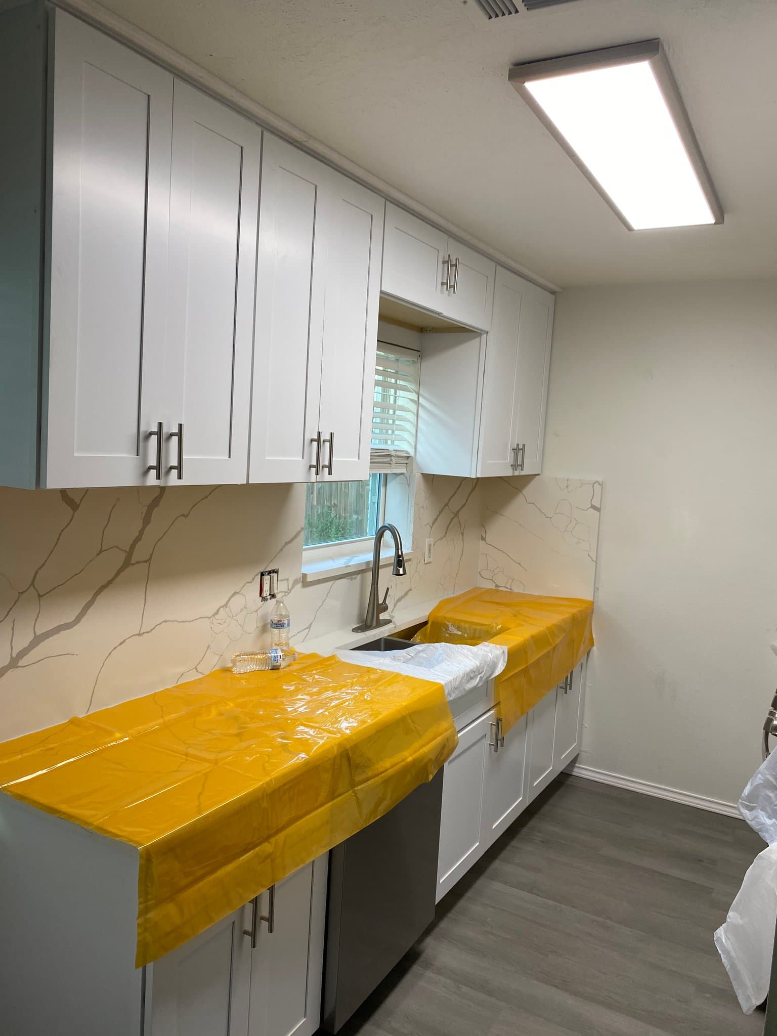EULESS House: 1104 GLENN DR