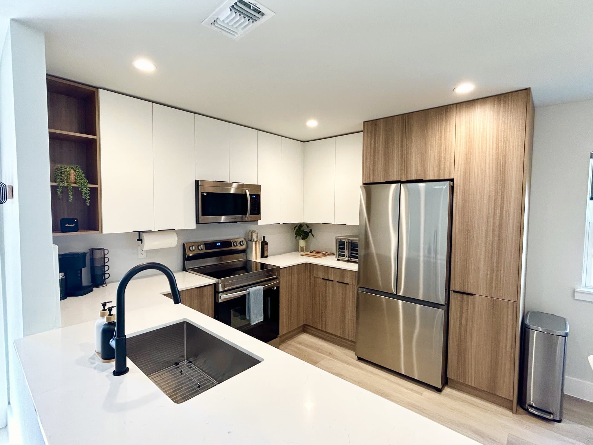 Austin Condo: 5302 Saint Georges Grn