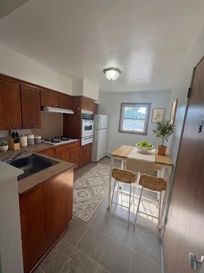 Battle Creek Apartment: 108 Brewer Dr