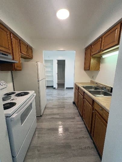 BATTLE CREEK Apartment: 750 E MICHIGAN AVE