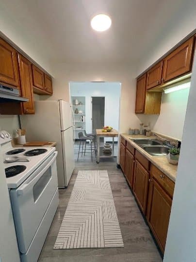 BATTLE CREEK Apartment: 750 E MICHIGAN AVE