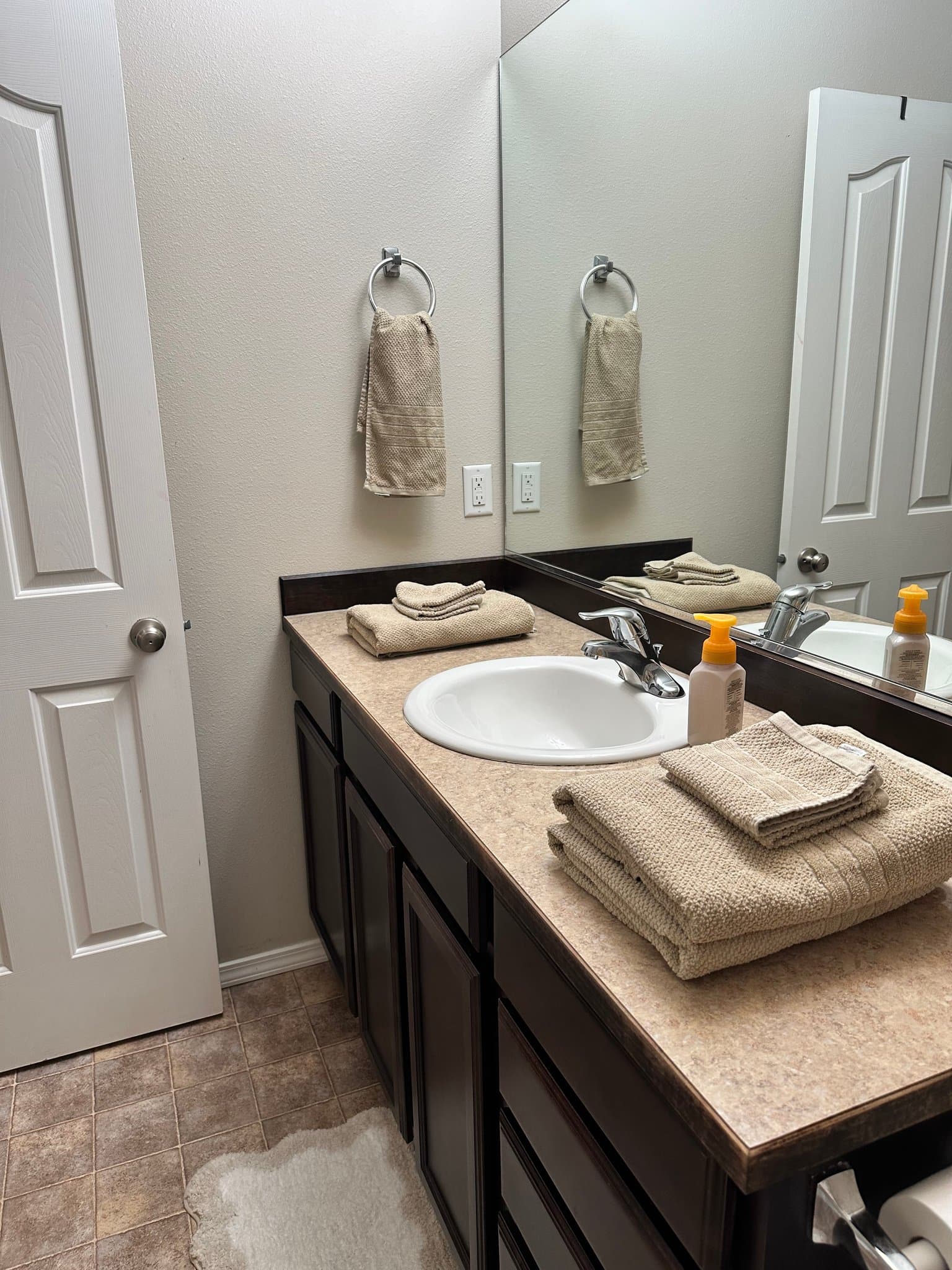 Anchorage Townhome: 8104 Marsha Loop