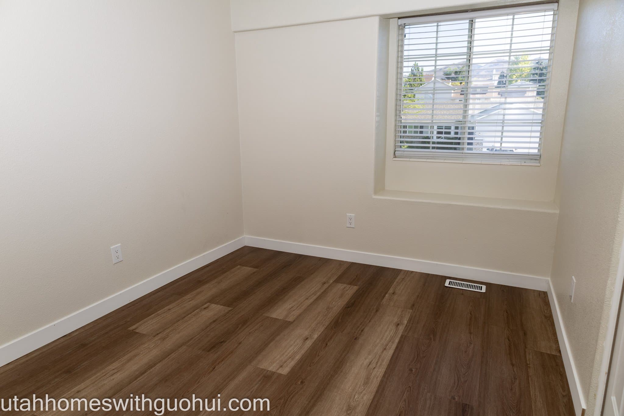 Lehi House: 441 W 2280 N