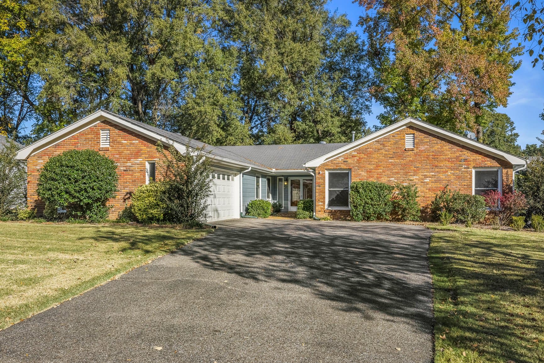 Germantown House: 8044 Neshoba Rd