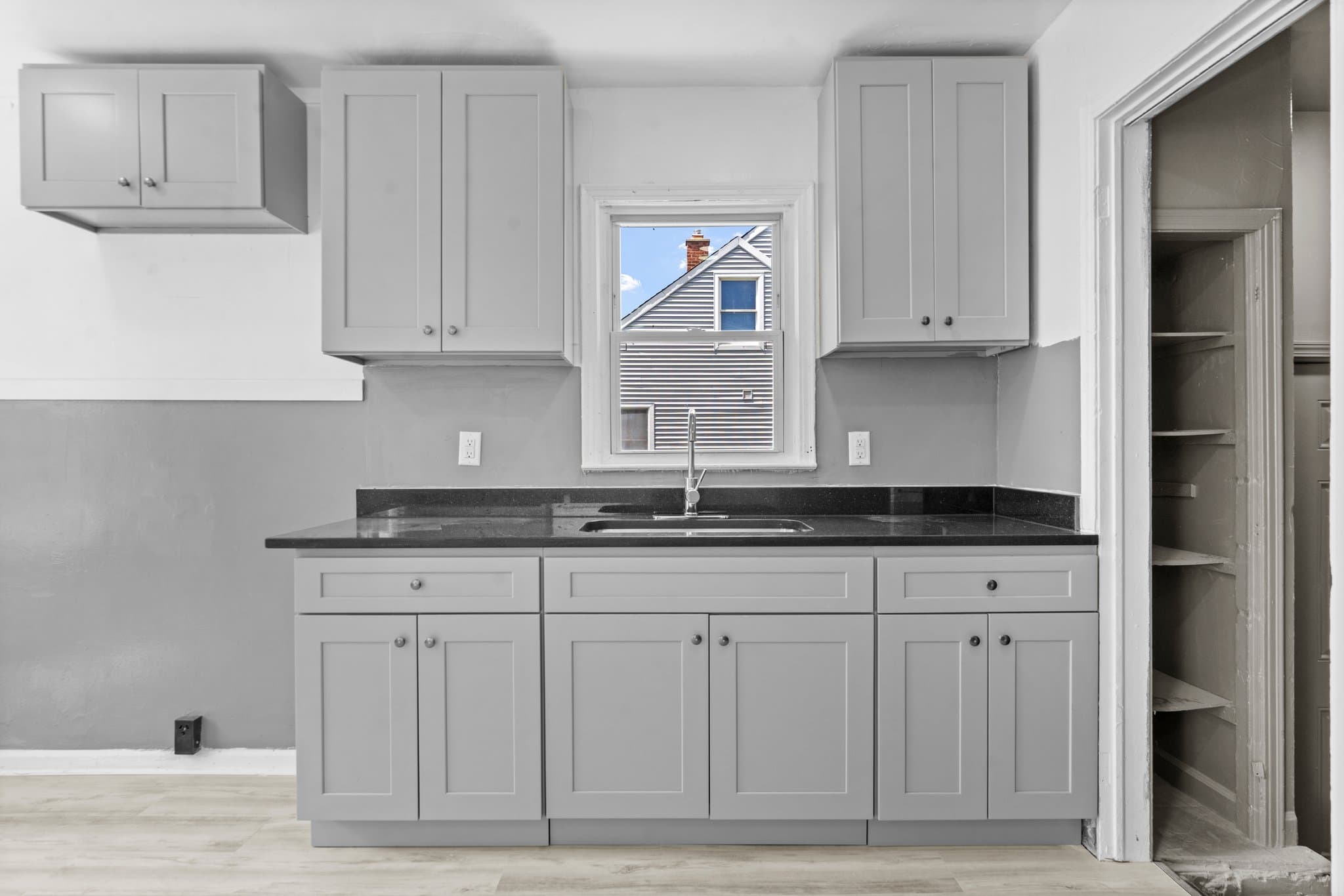 Detroit House: 16039 Fairmount Dr