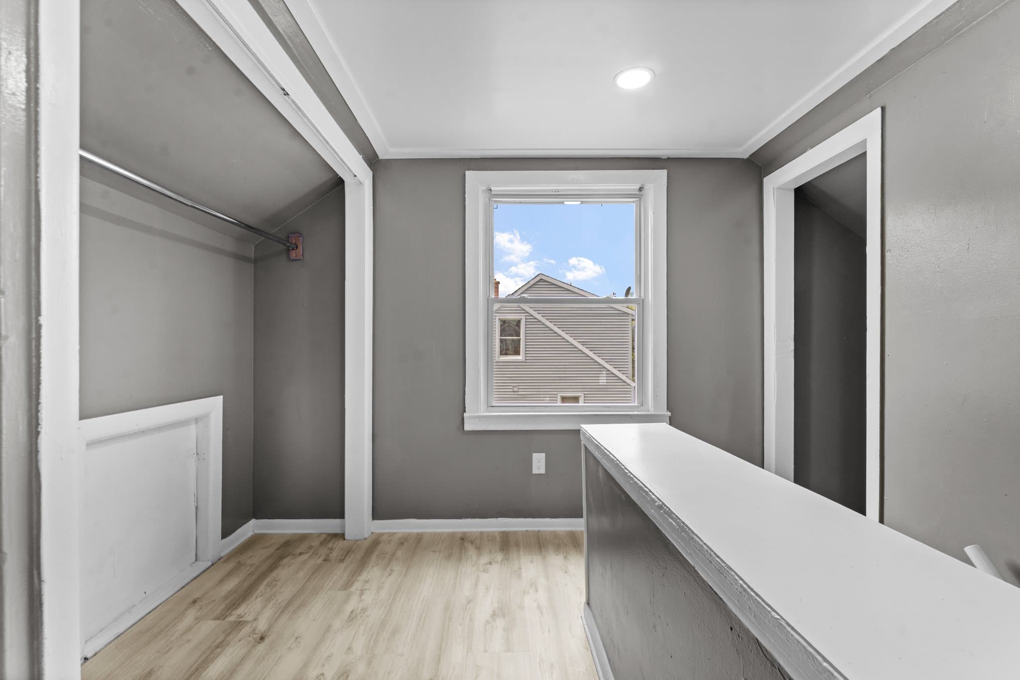 Detroit House: 16039 Fairmount Dr