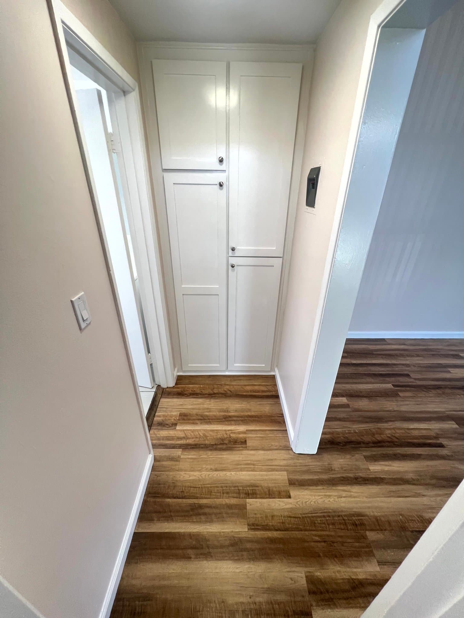 Los Angeles Apartment: 3704 Midvale