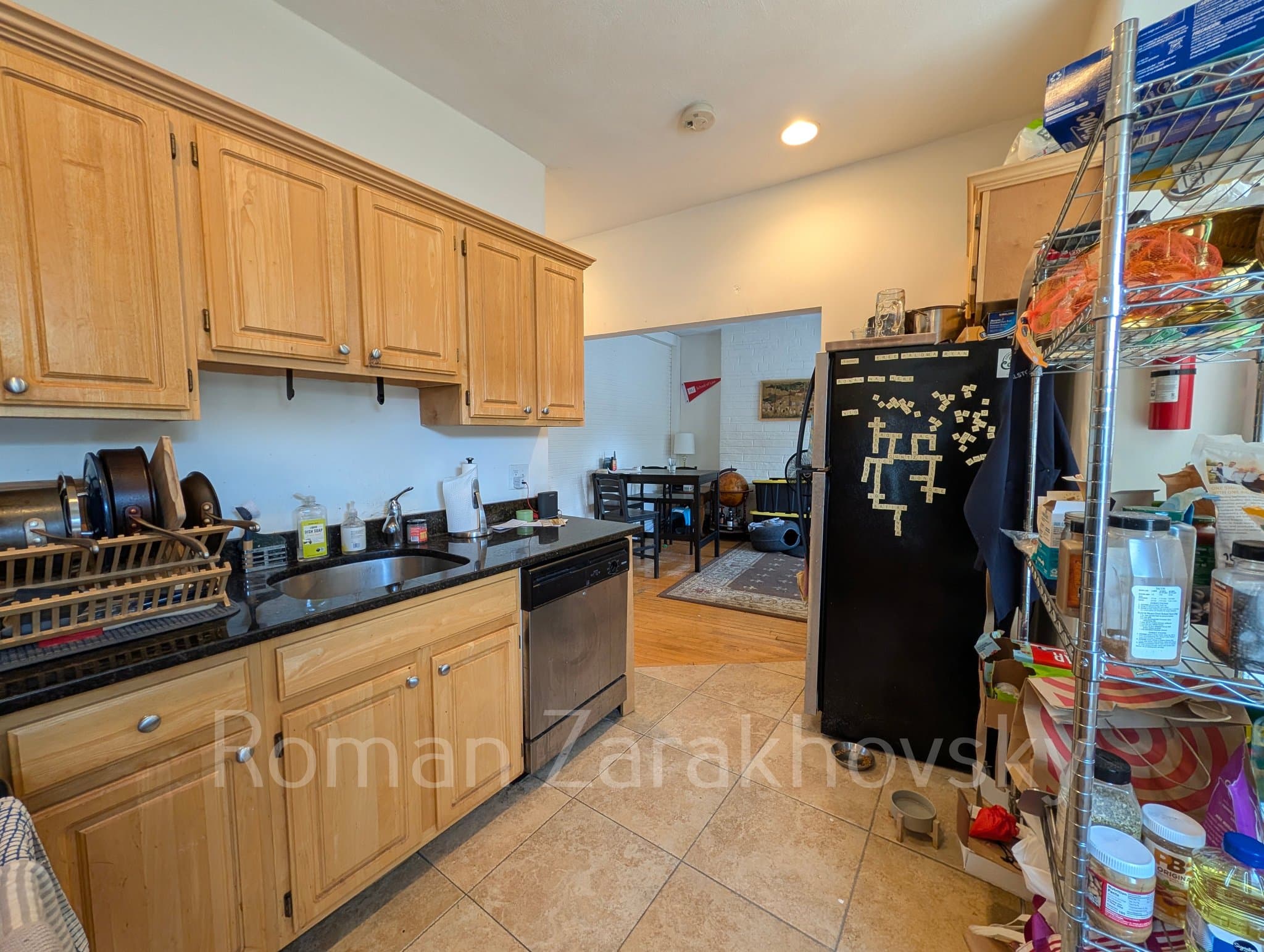 Allston Apartment: 1322 Comm Ave