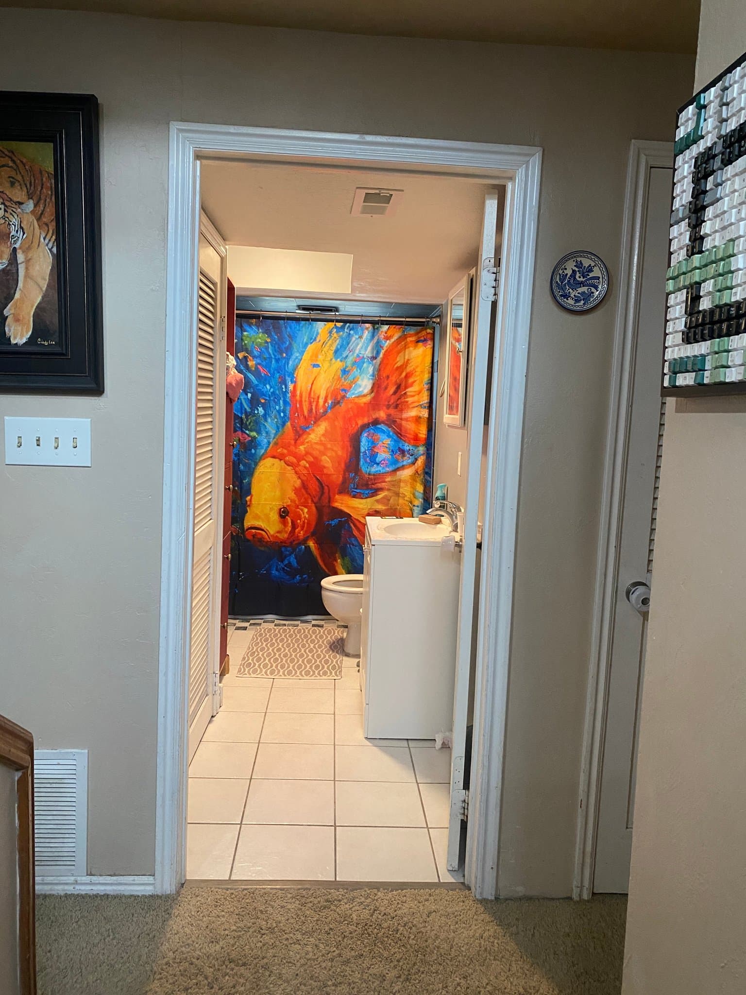Sandy Single Room: 907 E 7905 S