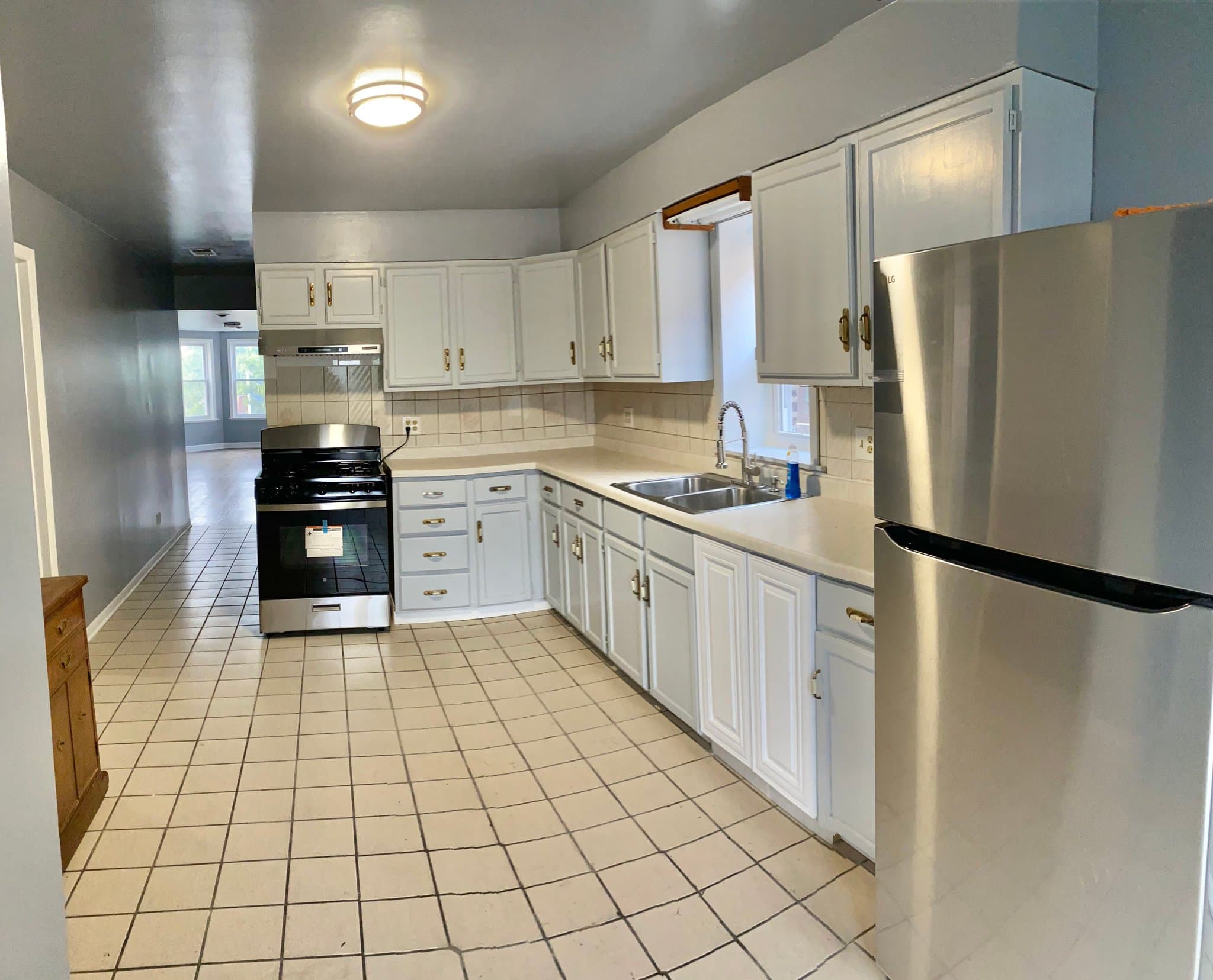 Chicago Condo: 2513 W Pershing Road
