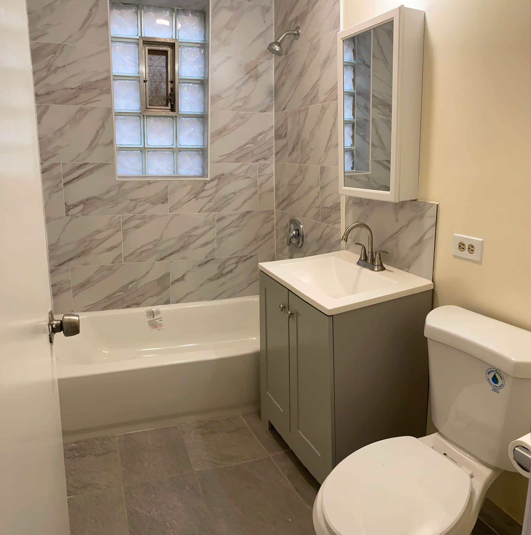 Chicago Condo: 2513 W Pershing Road