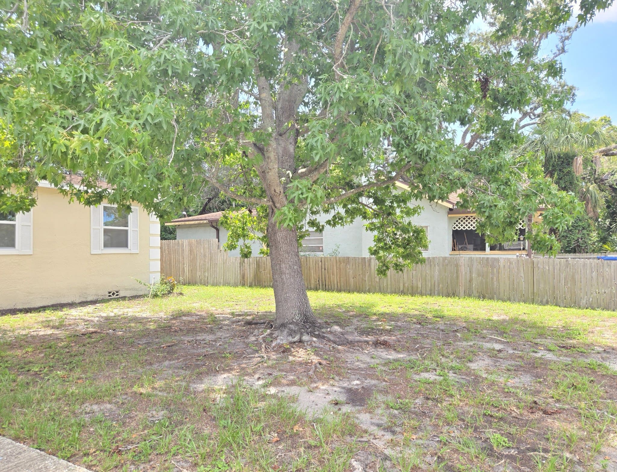 ST PETERSBURG House: 2304 Kingston St. South