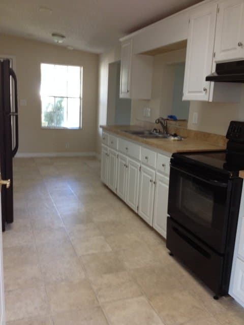 ST PETERSBURG House: 2304 Kingston St. South