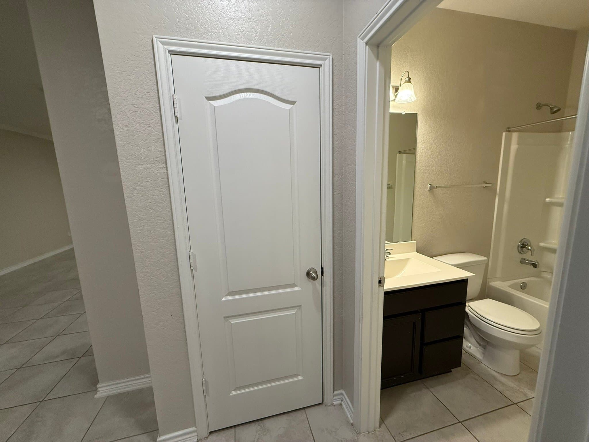 New Braunfels House: 675 Pebble Bend