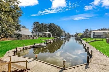 Mandeville Townhome: 350 Atalin St.
