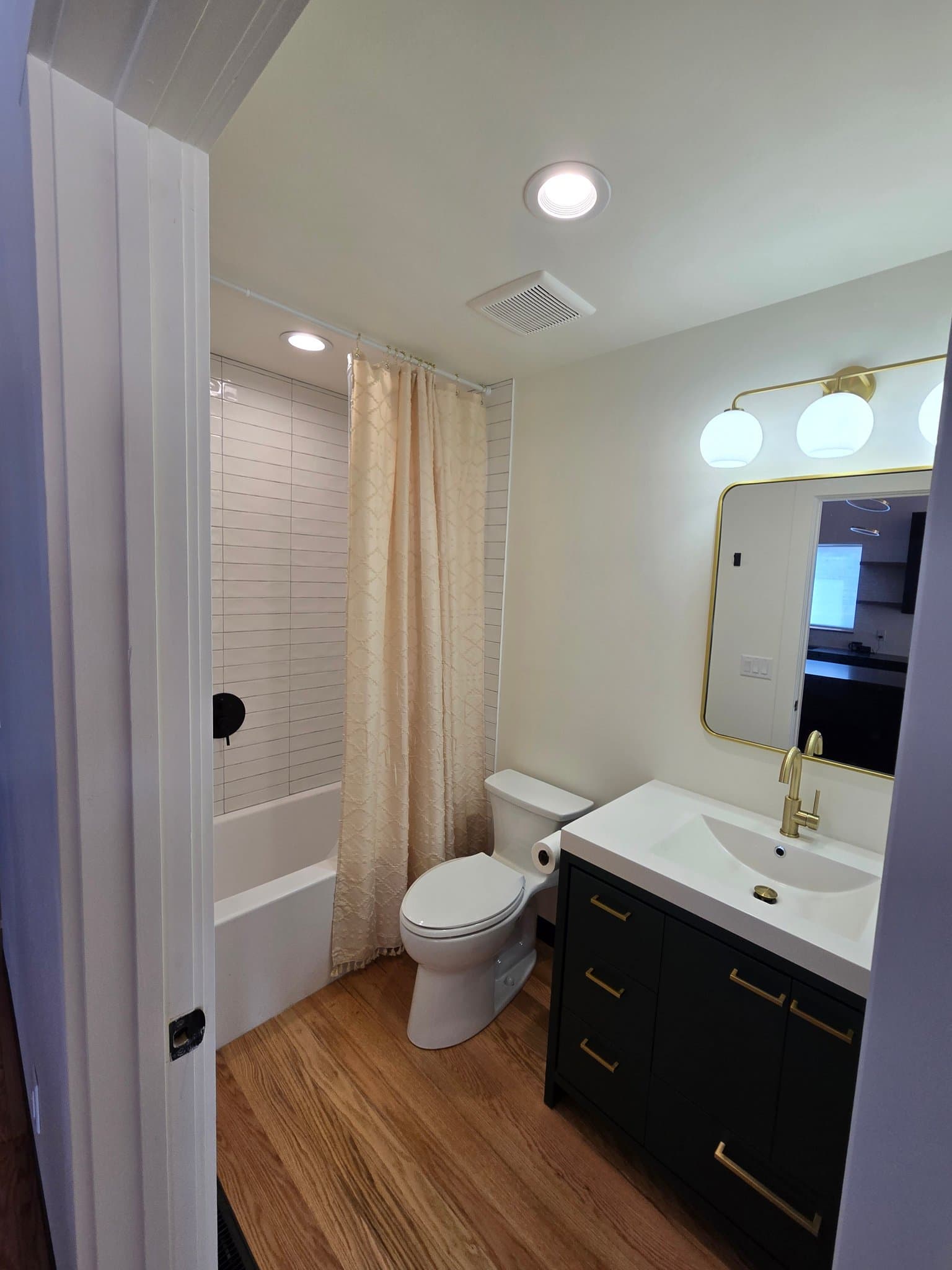 Salt Lake City House: 1130 N Taffeta Dr