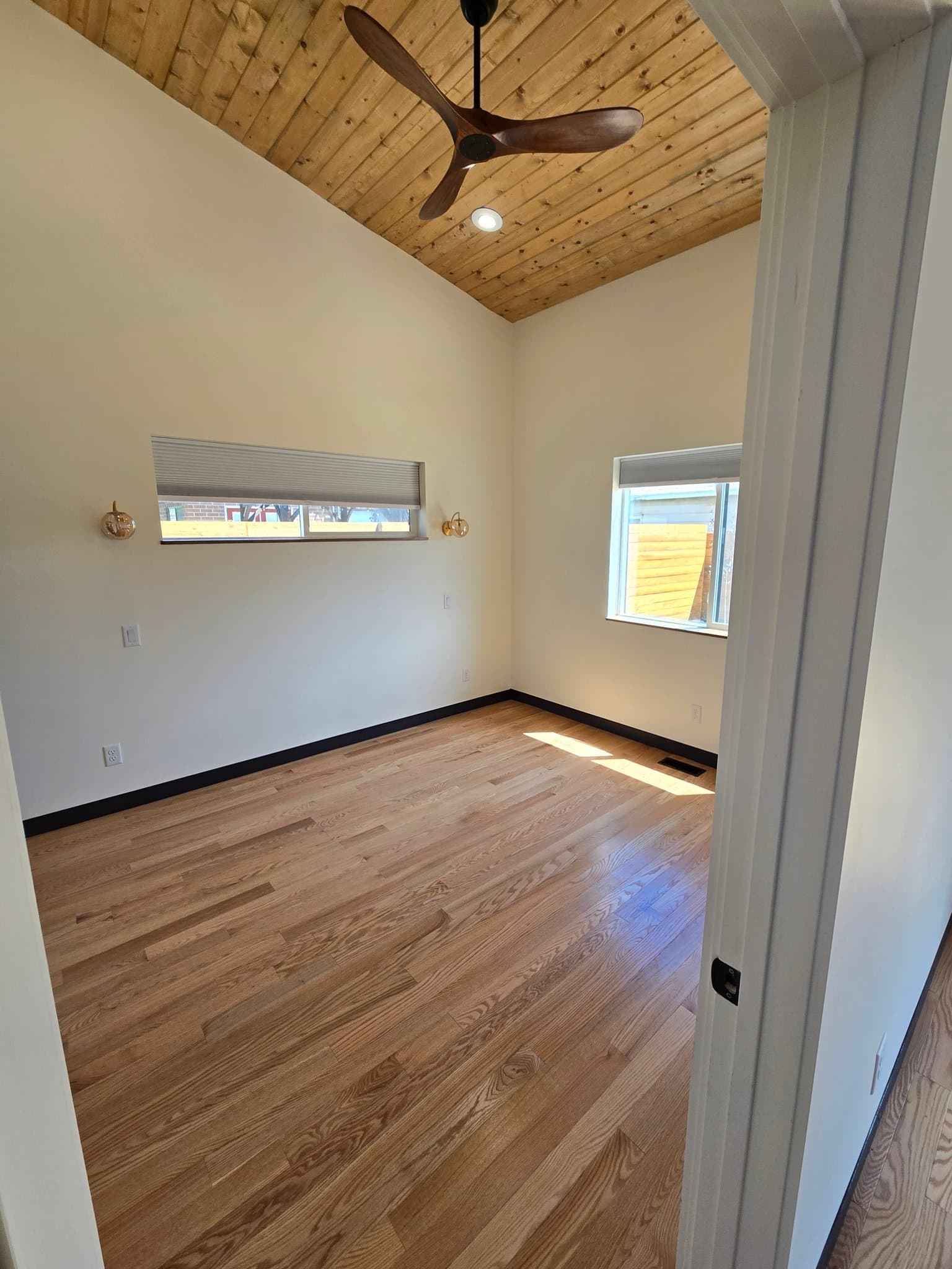 Salt Lake City House: 1130 N Taffeta Dr