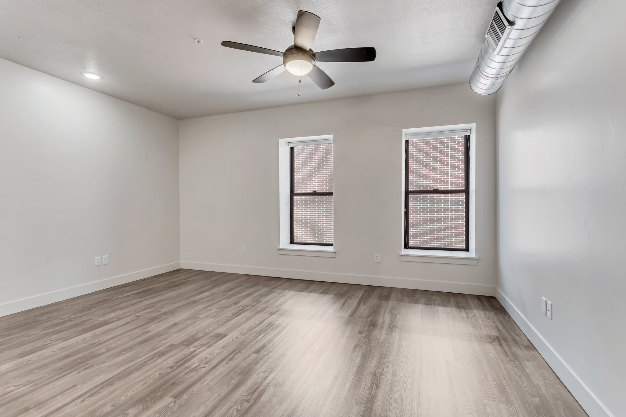 Salt lake city Apartment: 606 W north temple