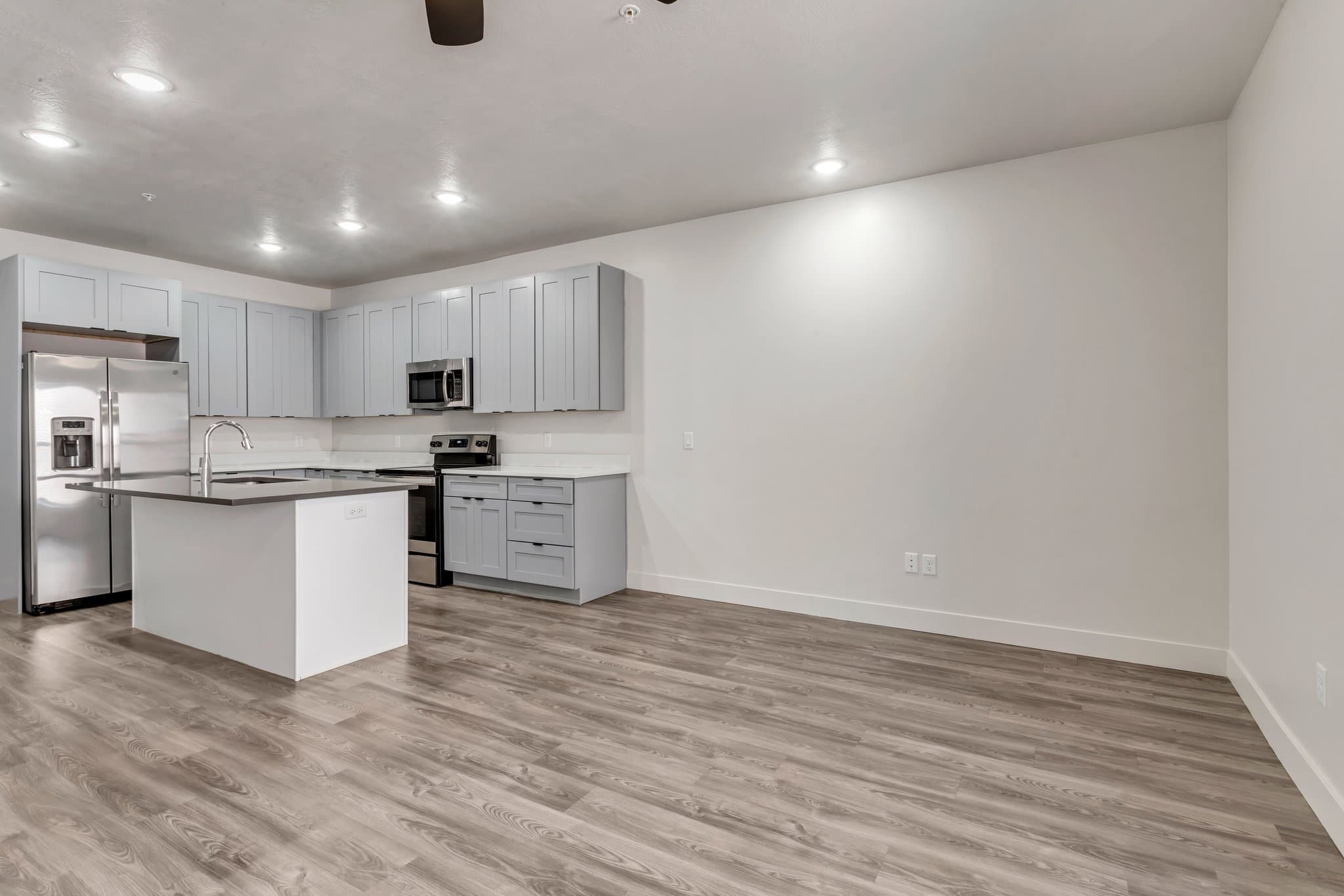 Salt lake city Apartment: 606 W north temple