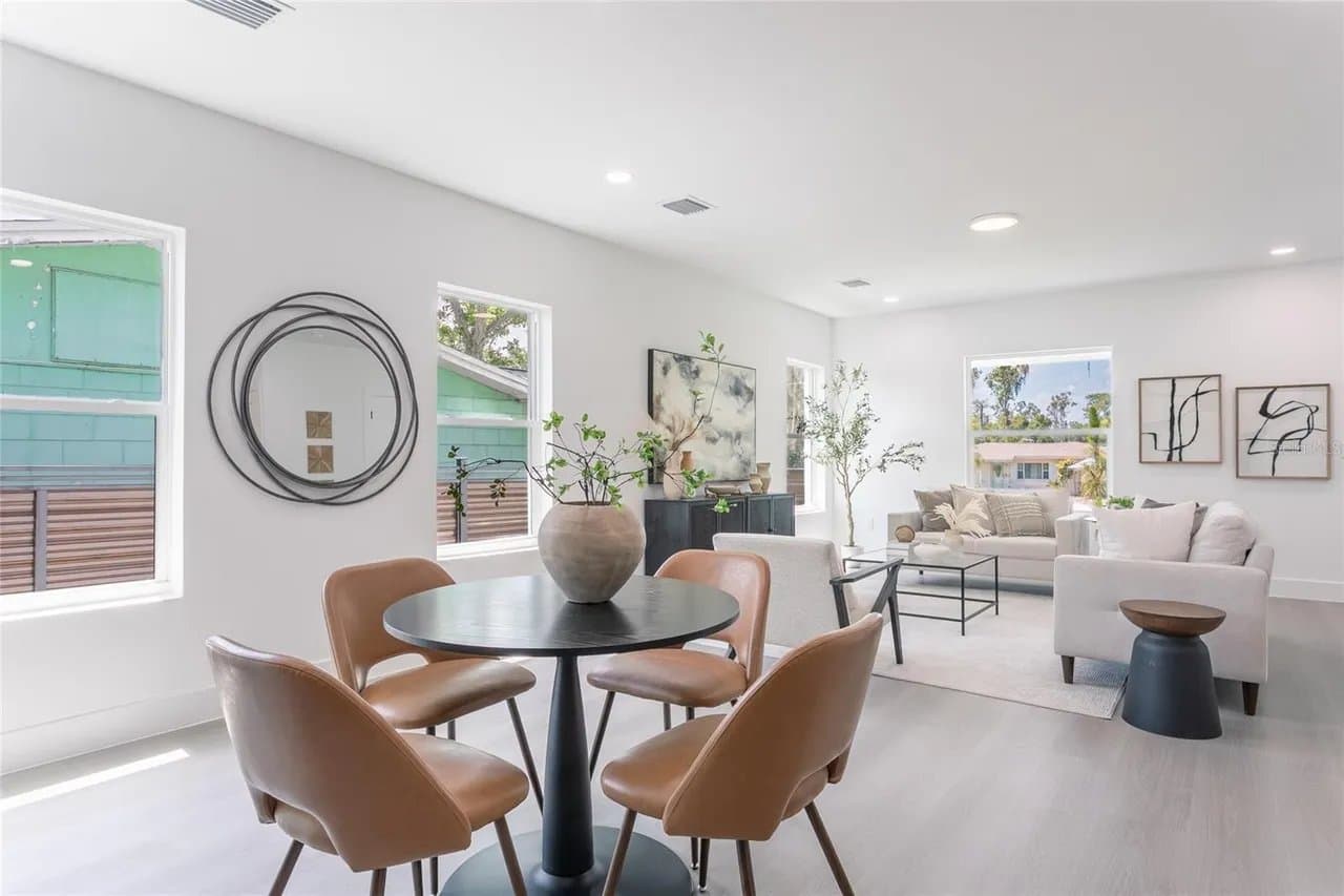 St. Petersburg House: 2327 26th Ave S