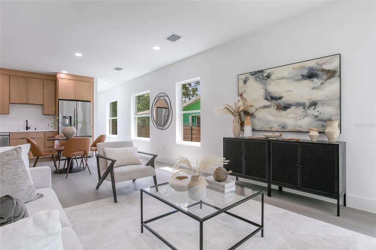 St. Petersburg House: 2327 26th Ave S