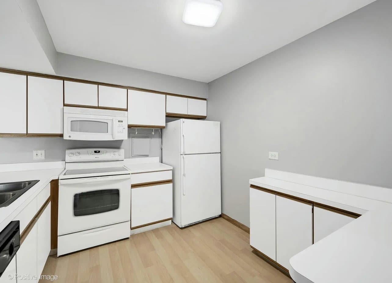 Rolling Meadows Condo: 1906 Plum Grove Rd