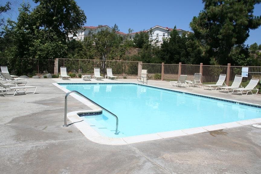 San Diego Condo: 13076 Wimberly Sq