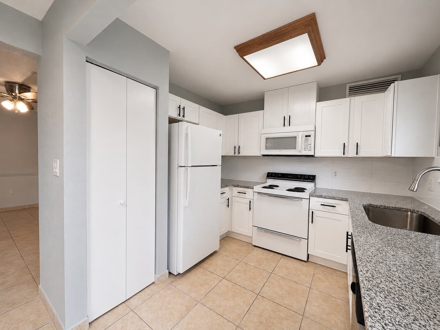 Gainesville Condo: 2811 SW Archer Rd