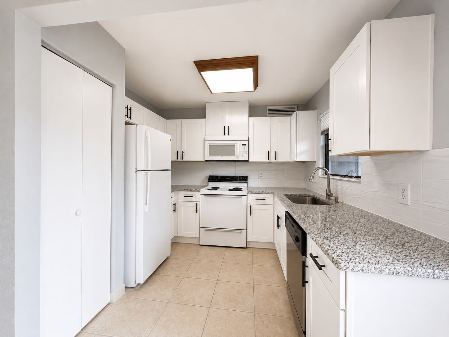 Gainesville Condo: 2811 SW Archer Rd