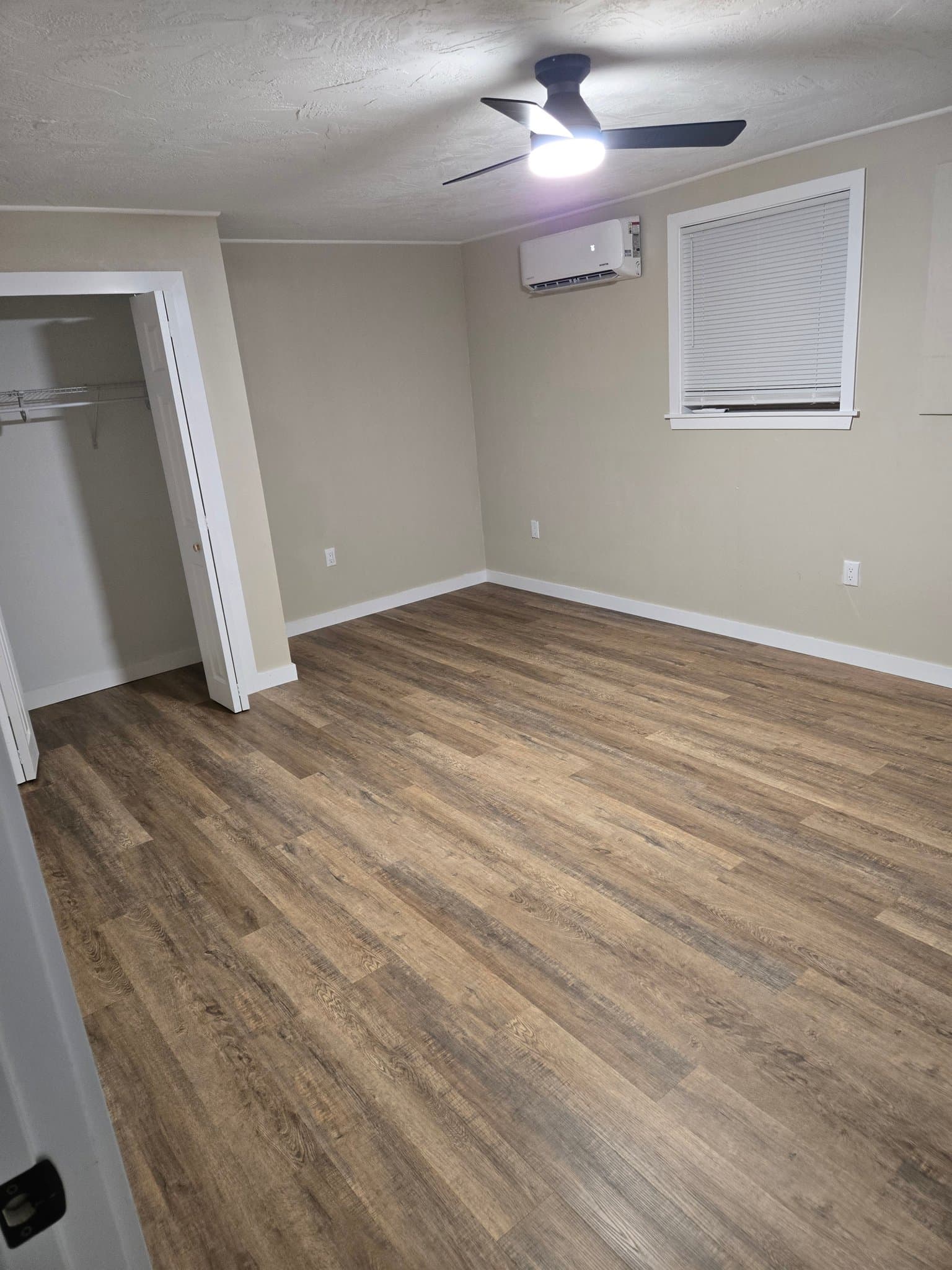 Port Richey House: 11230 Rhonda Ave
