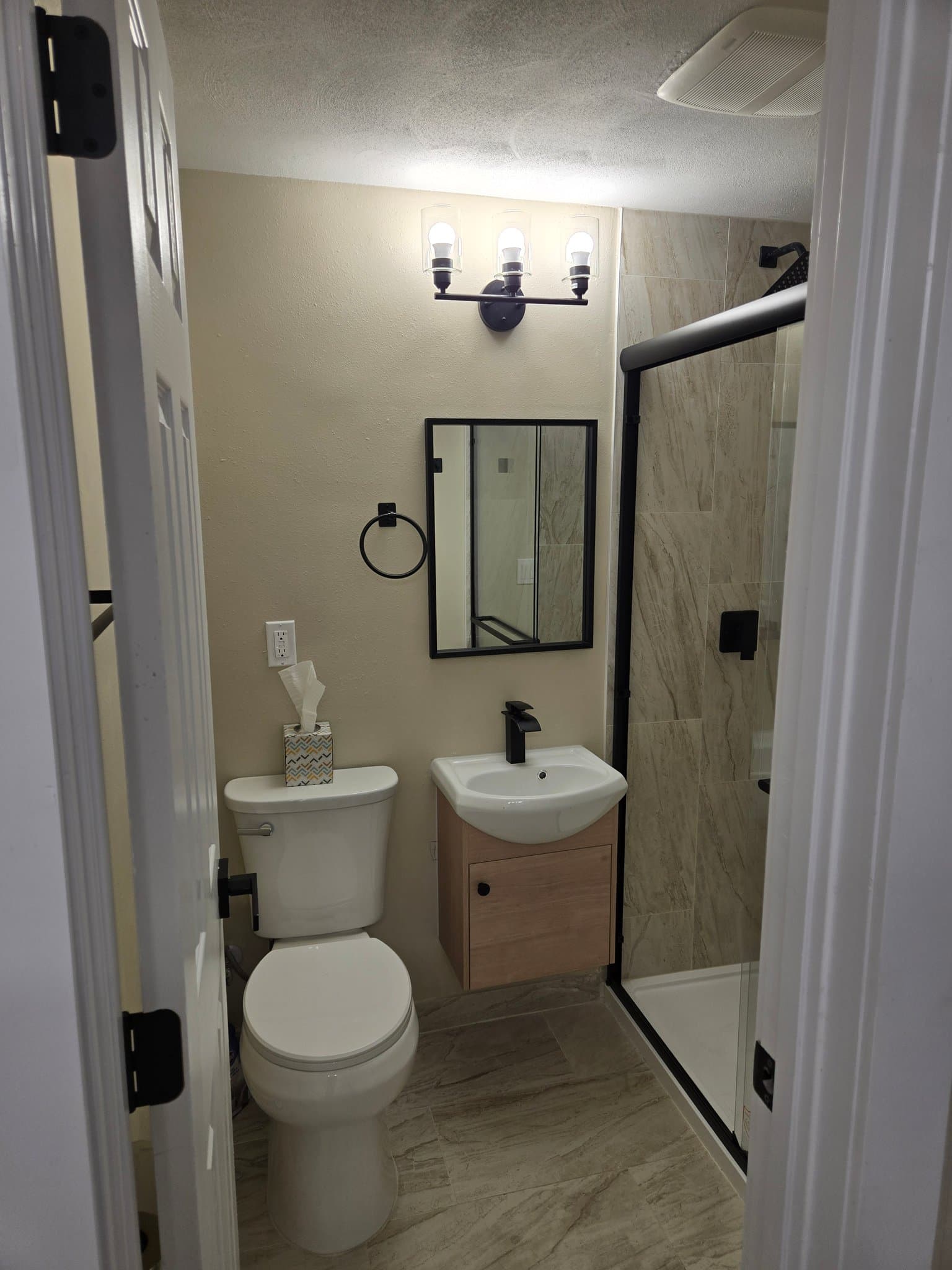 Port Richey House: 11230 Rhonda Ave