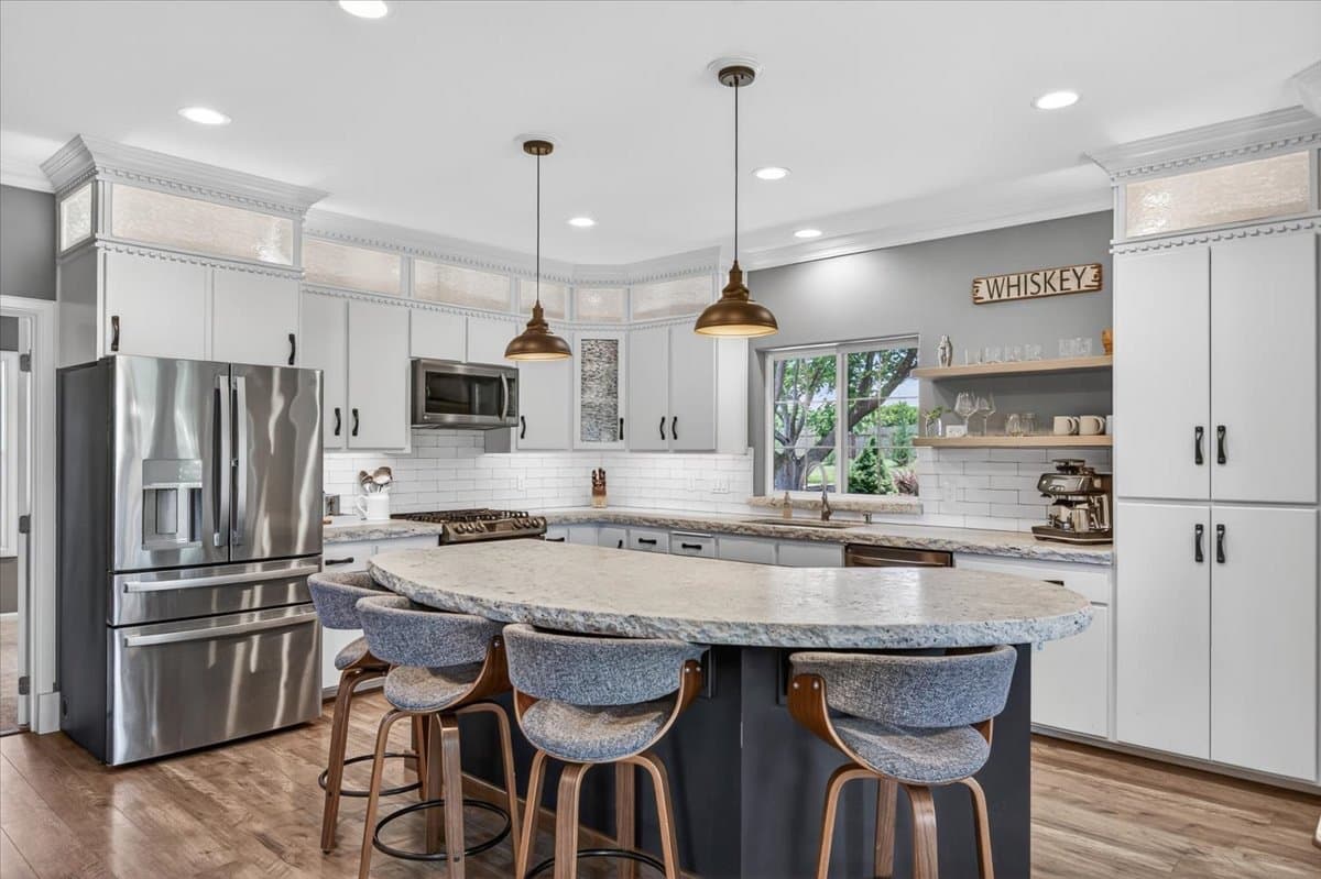 Medford House: 1760 Minear Rd