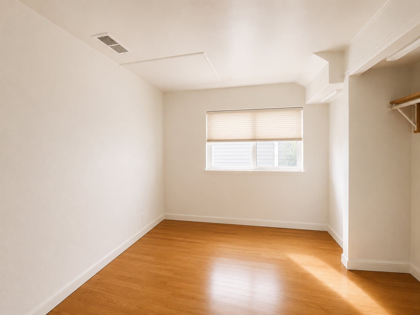 Arcata Single Room: 1390 I Street