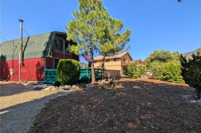 Pine Mountain Club House: 16505 Oakwood Way