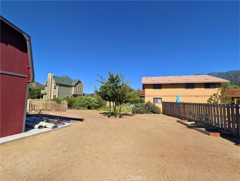 Pine Mountain Club House: 16505 Oakwood Way