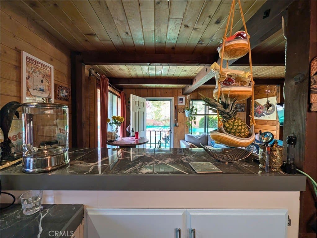 Pine Mountain Club House: 16505 Oakwood Way