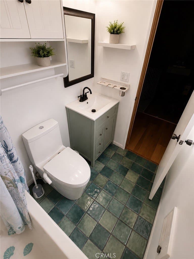 Pine Mountain Club House: 16505 Oakwood Way