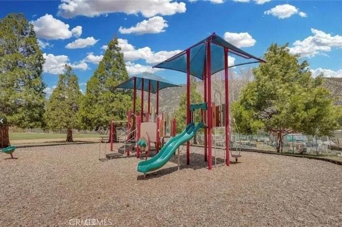 Pine Mountain Club House: 16505 Oakwood Way