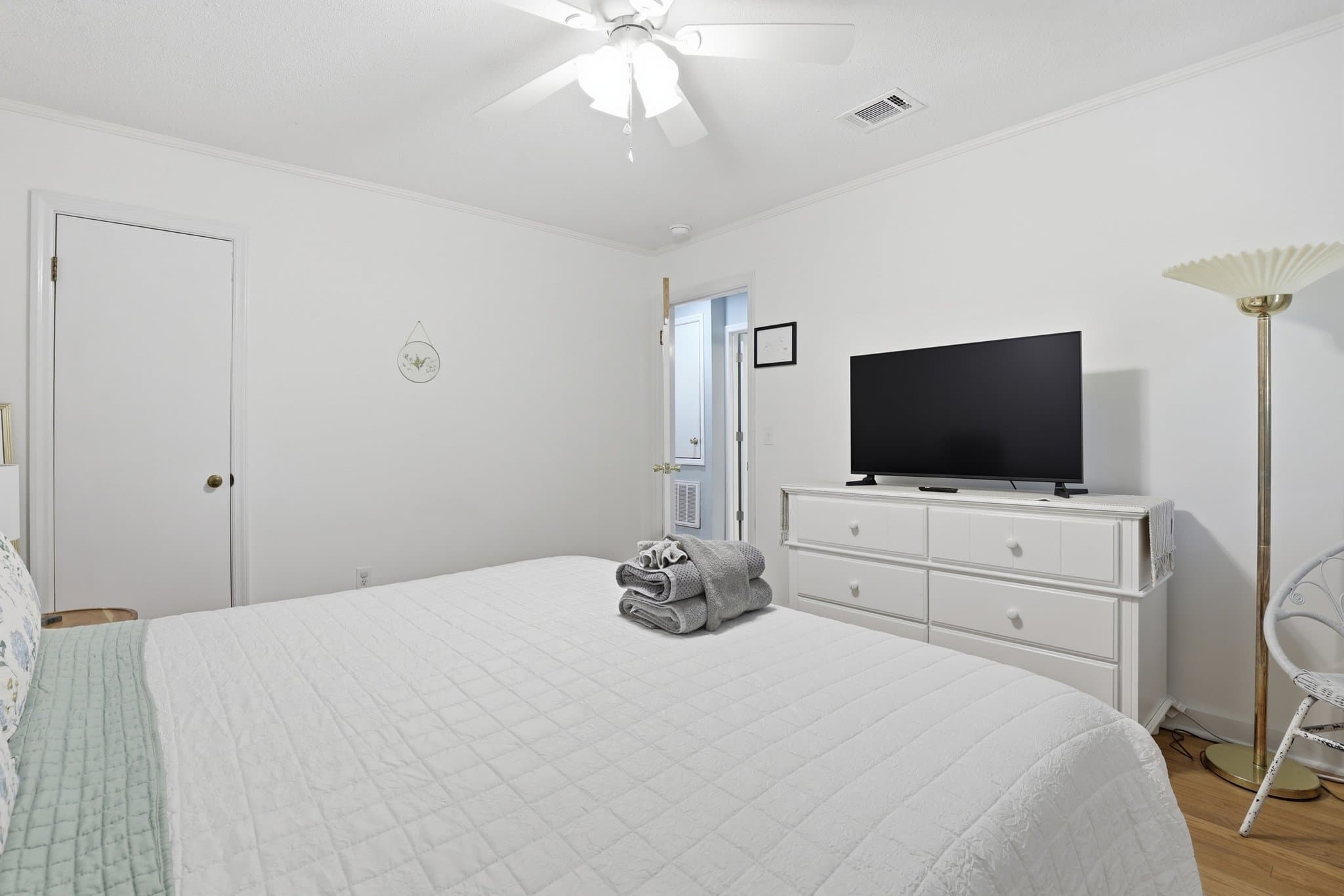 Beaufort House: 6 Gay Dr