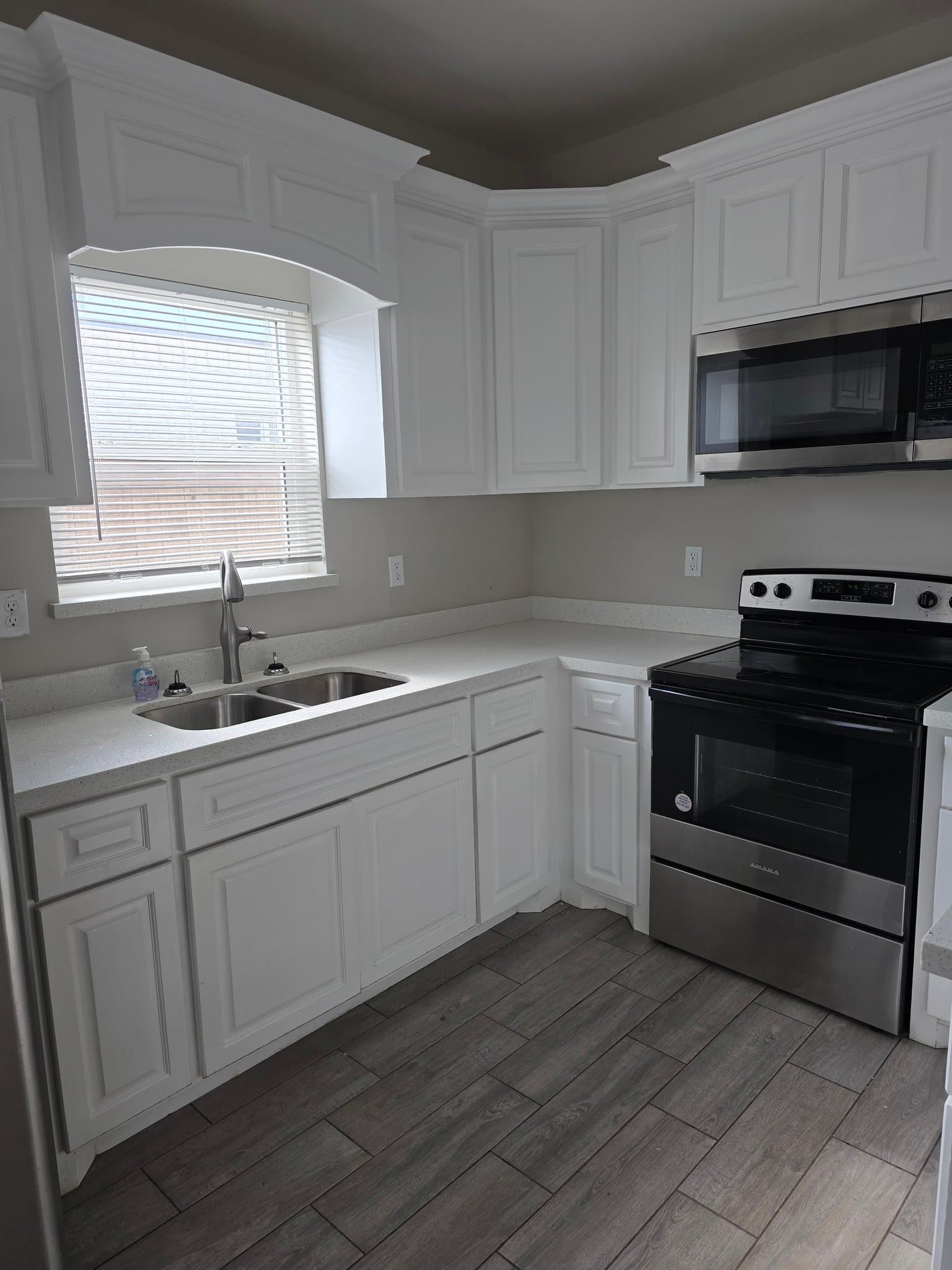 Weslaco Apartment: 1614 Playa Dr